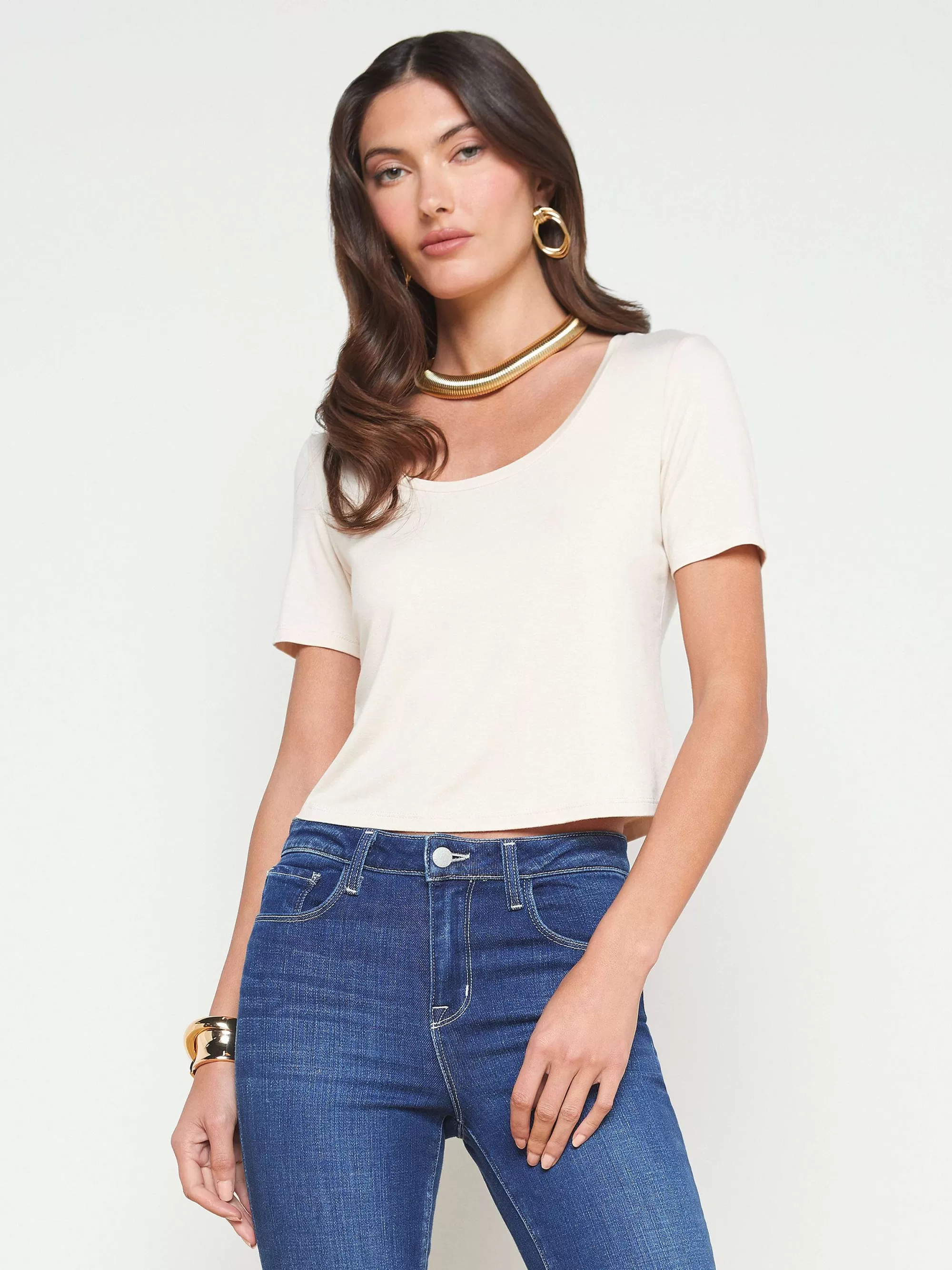 L'AGENCE Dana Cropped T-Shirt Met Ronde Hals Bisque Store