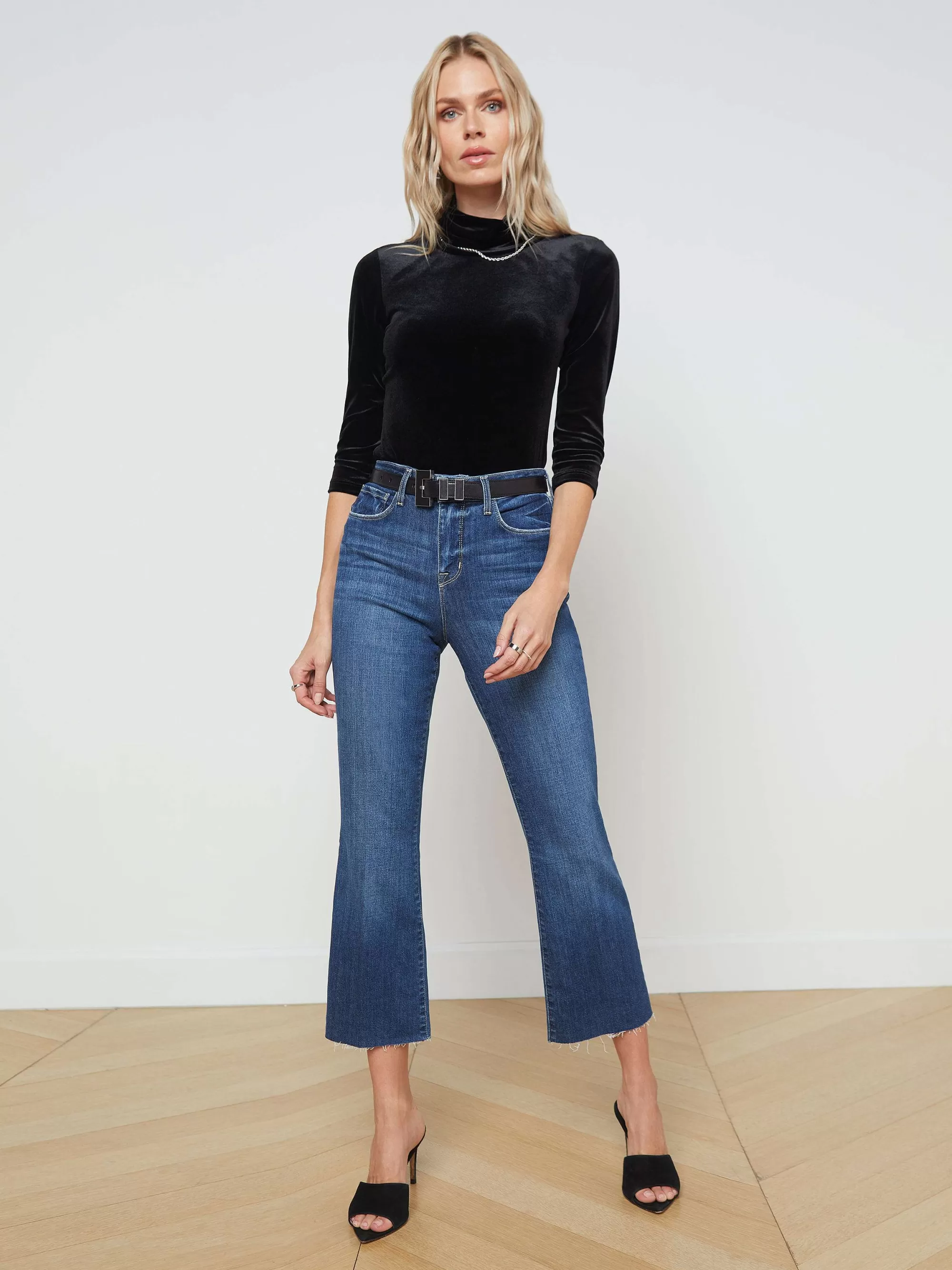 L'AGENCE Kendra Cropped Flare-Jeans Laredo Hot